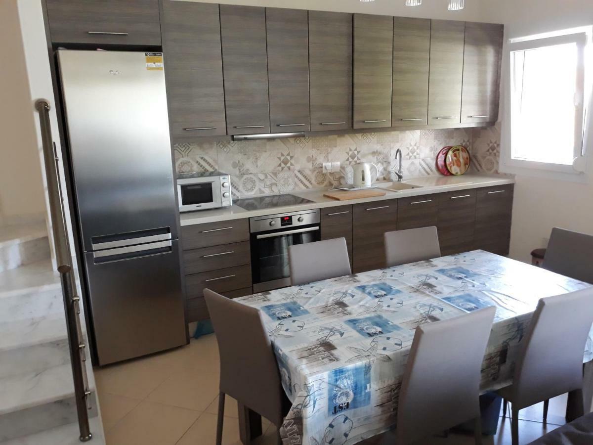 니키티 Nadiya House 빌라 외부 사진